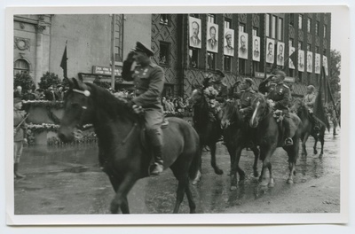 Estonian Shooting Corps troops in the Winning Square.  duplicate photo