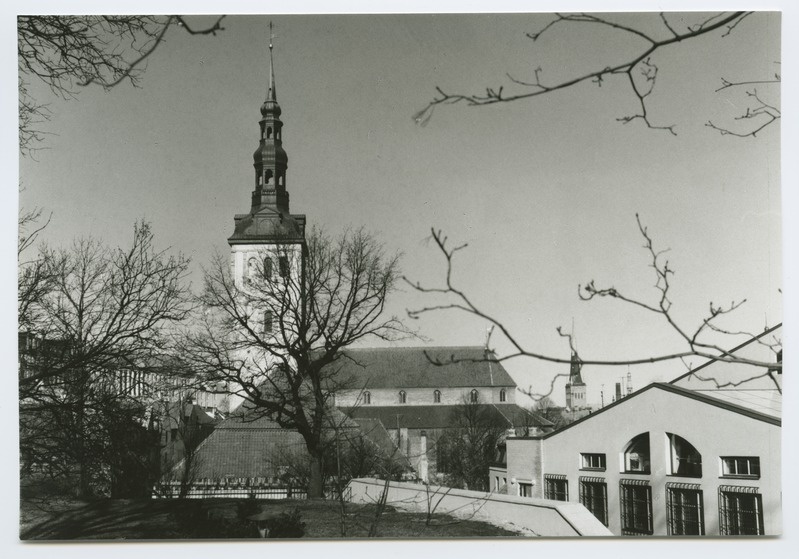 Tallinn. View Kiek in de Kök from the Niguliste Church