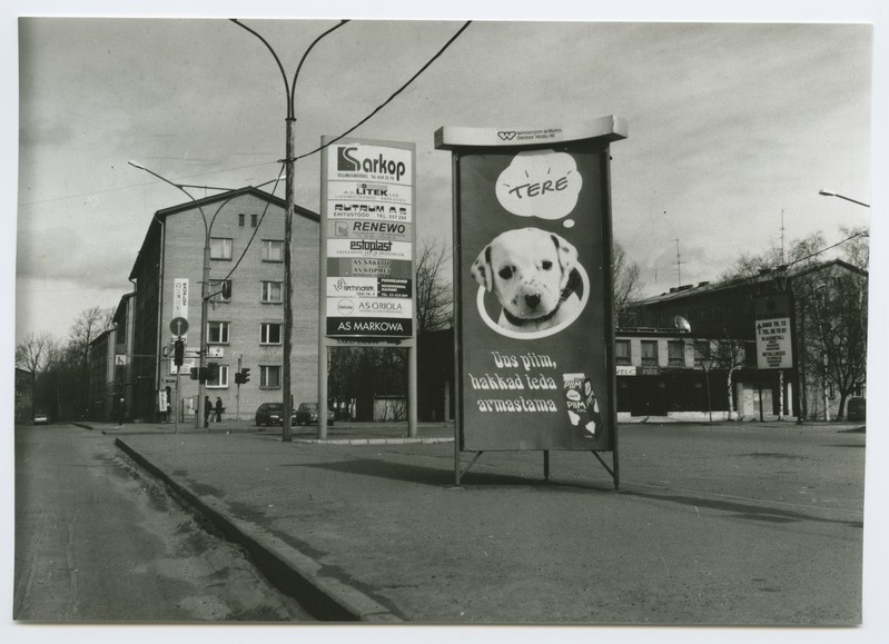 Tallinn. Pärnu mnt and Saku tn corner. Promotional boots on the front