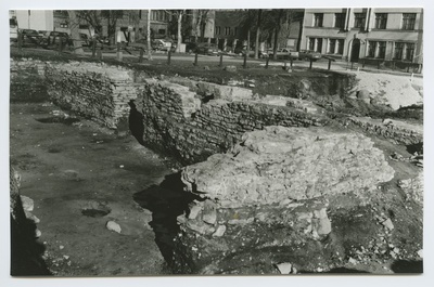 Tallinn. Roosikrantsi tn excavations before construction of the bank building  duplicate photo