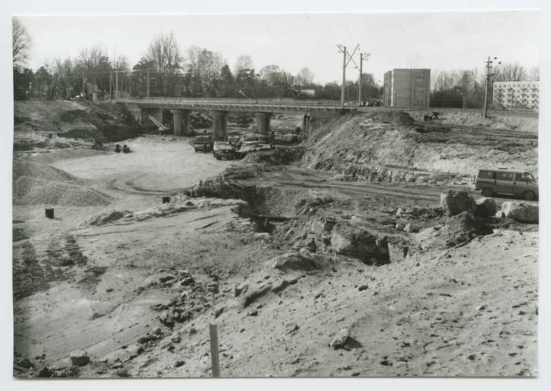 Tallinn. Tammsaare road extension. Railway bridge and road construction. View by Pärnu mnt