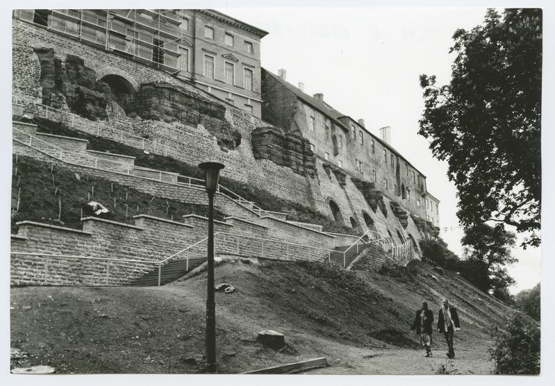 Tallinn. View of the Toompea Wall and Patkuli staircase by Nunne Street