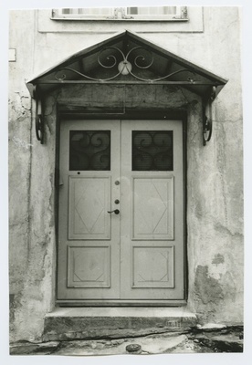 Tallinn. Castle area 3 house outdoor door  duplicate photo