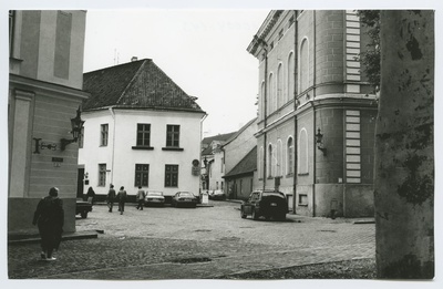 Tallinn. View Toom-Rüütel Street. On the right Library area 2  duplicate photo