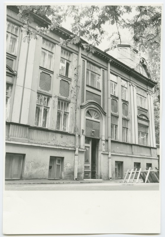Building Koidula t. 10