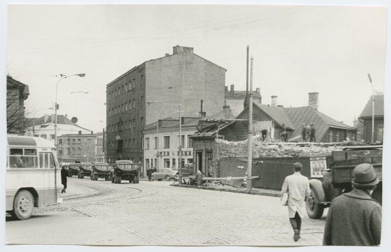 Dismantling the building