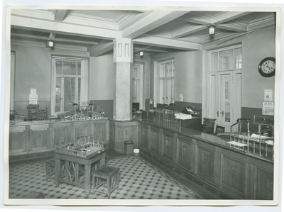 Tallinn, Commercial Bank, operating hall.  duplicate photo