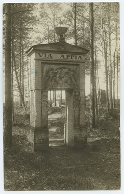 Rocca al Mare, Via Appia pillar gate.  similar photo