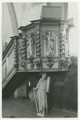 Chancellor in the Swedish Mihkli Church.  duplicate photo