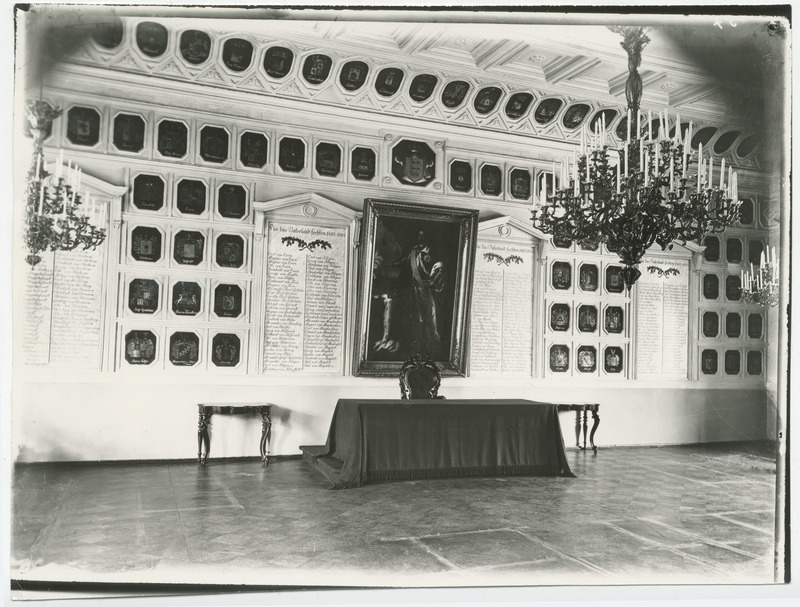 Nn. "langstube" in the Rüütel district building in Toompea.