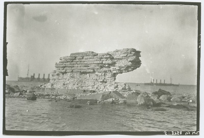 The port of Tallinn, about 1910.  duplicate photo