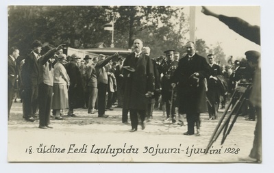 Estonian IX general song festival, in the middle of the state elder Jaan Tõnisson.  duplicate photo