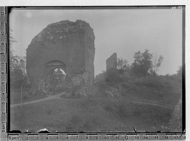 Ruins of Viljandi Castle 1898
