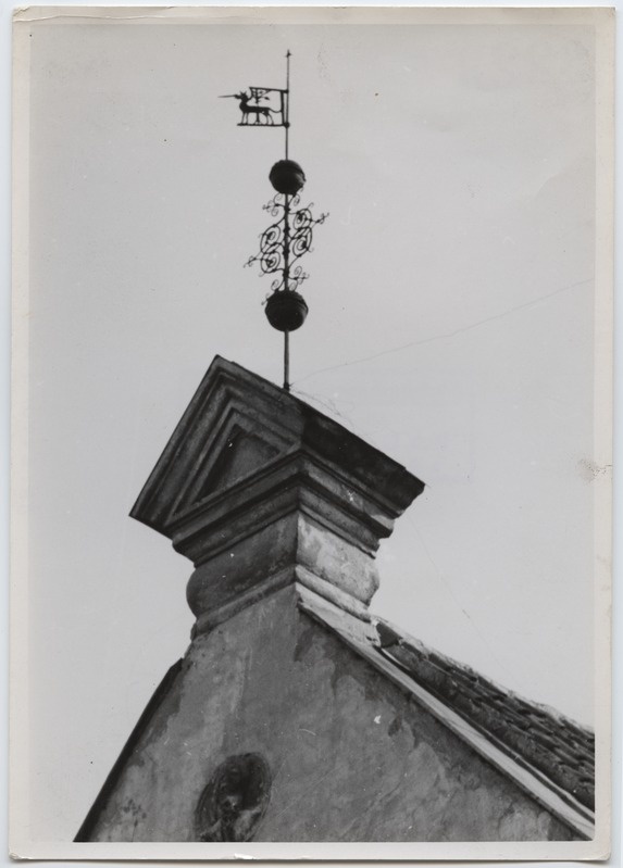 Roofing with windmill on the Russian street.