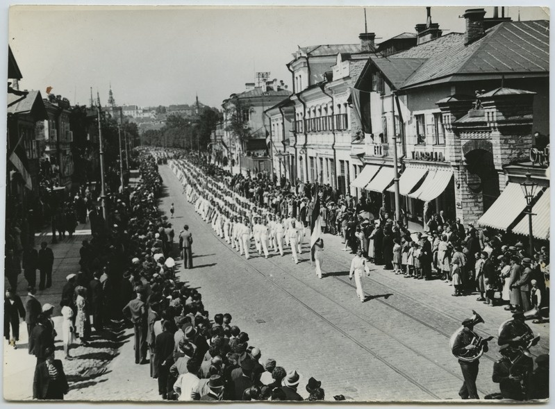 II Estonian Game Train in Tallinn, Narva highway