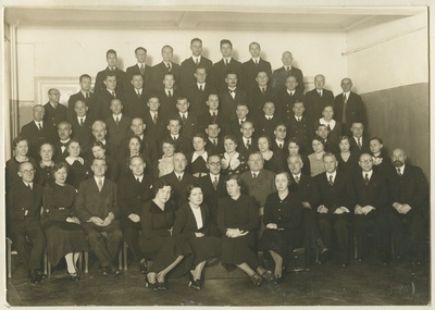 Group picture  duplicate photo
