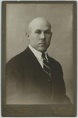 Man's portrait  duplicate photo