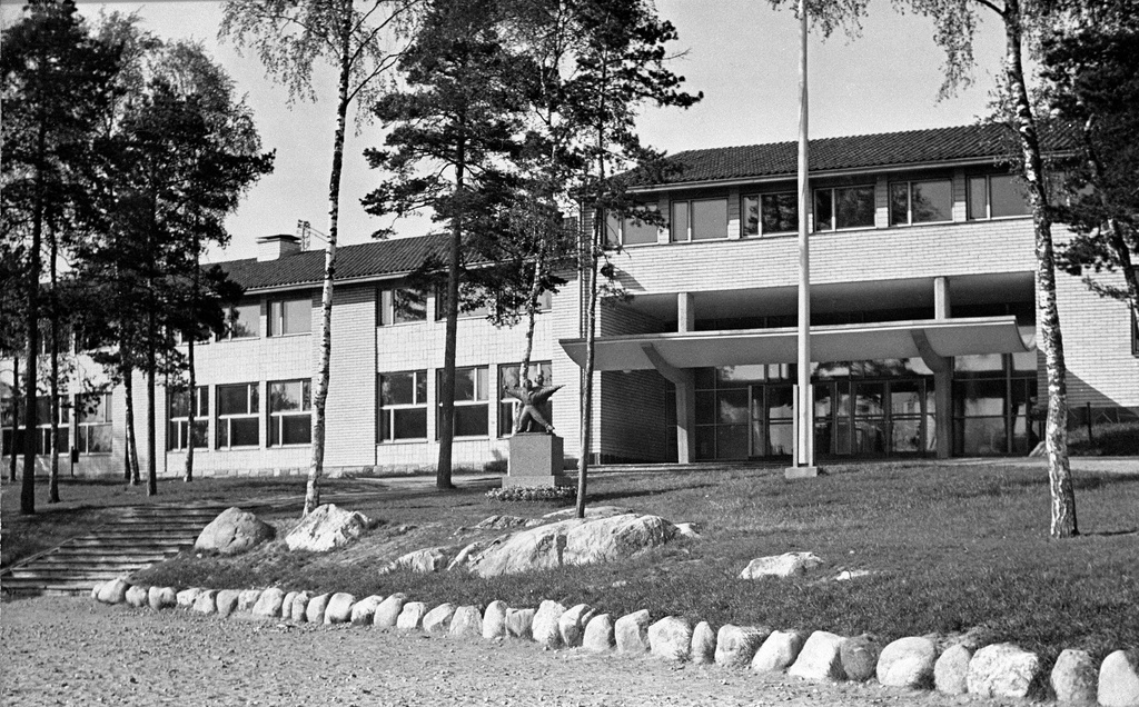 Herttoniemen kansakoulu, Herttoniemi.