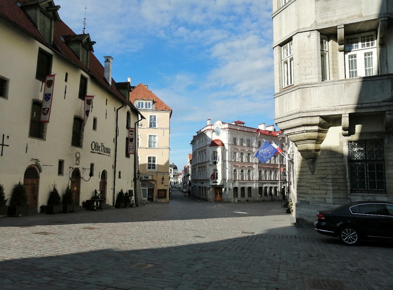 Old market rephoto