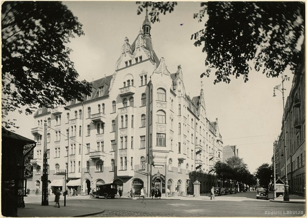 Rīga. Nams Brīvības ielā 76