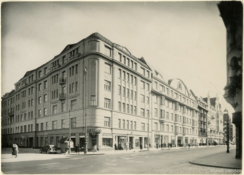 Rīga. Nams Brīvības ielā 74