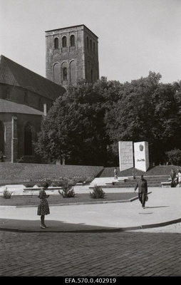 View of Eduard Vilde's memorial mark on Harju Street.  similar photo