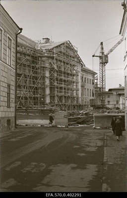 In orders for the main building of the University of Tartu.  similar photo