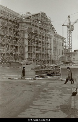 In orders for the main building of the University of Tartu.  similar photo