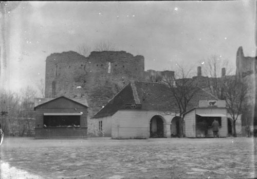 Slottsruiner i Hapsal. (1903)