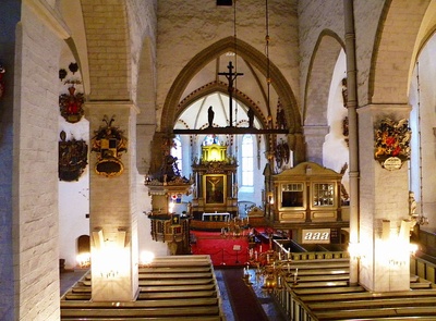 Tallinn, Toomkirik, inward view towards the altar. rephoto