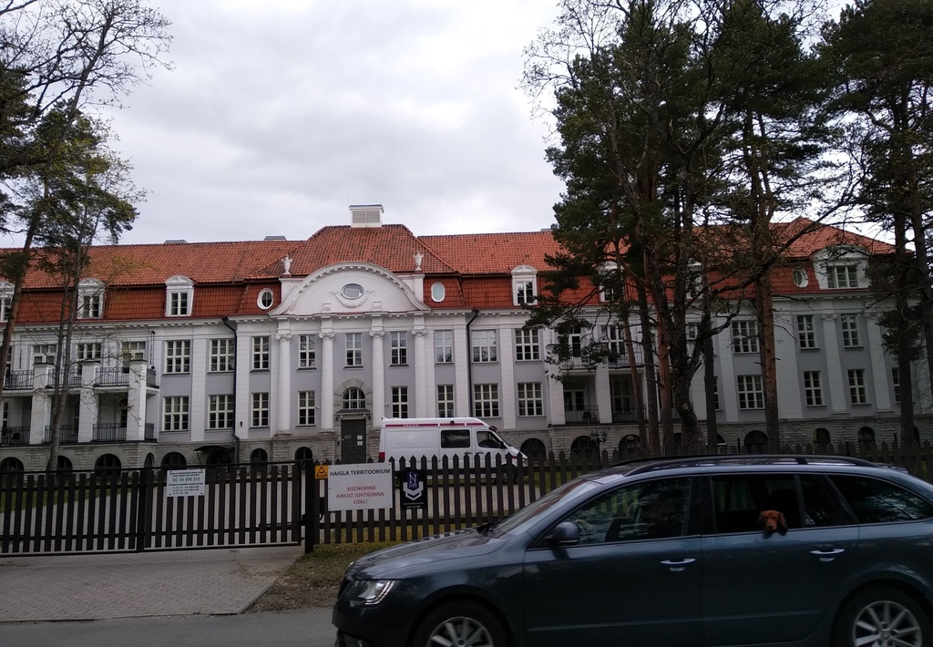 Mothers and Rinnalaste koda Nõmmel, rear side rephoto