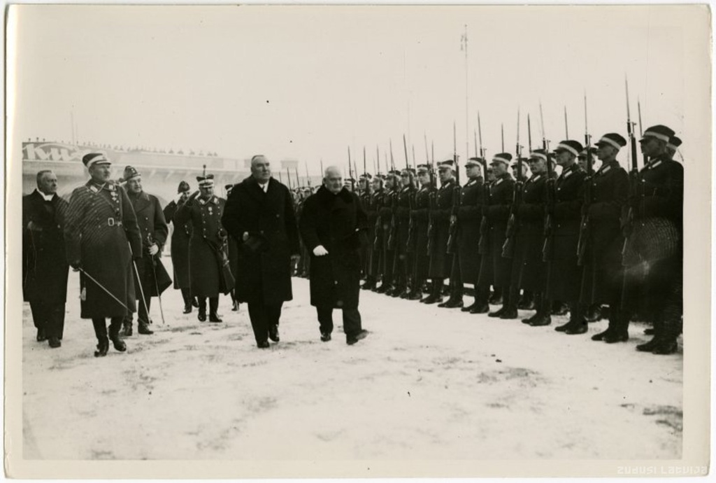 Estonian Senior State K. Pets Visit in Riga in 1933