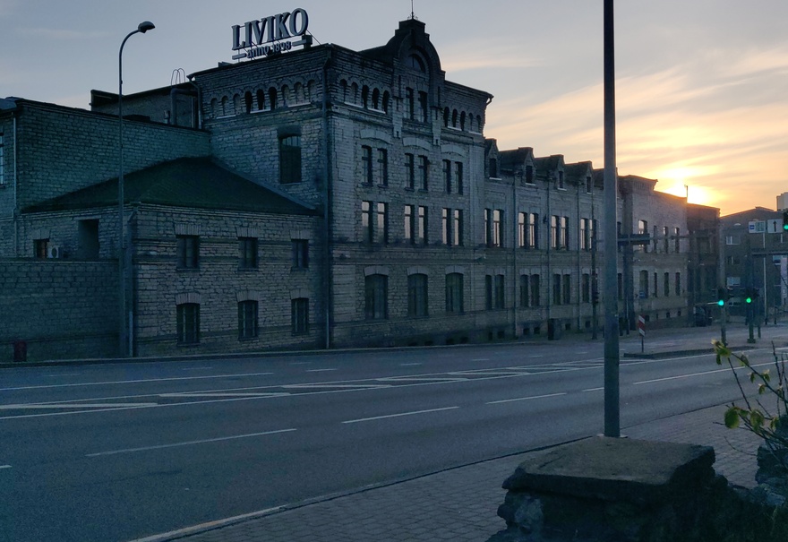 Liviko tootmishoone, vaade Tartu maanteelt. Tüüpprojekt rephoto