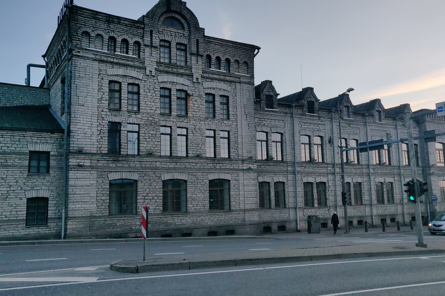 Liviko tootmishoone, vaade Tartu maanteelt. Tüüpprojekt rephoto