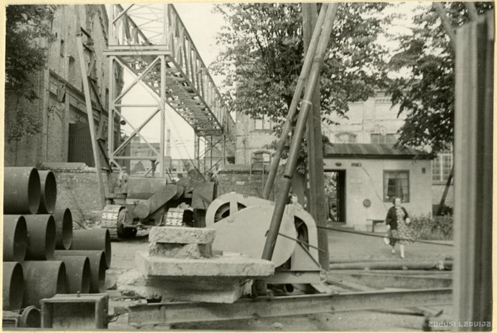 Riga. Construction of the heat track at the tramhouse depo in Brīvības iela