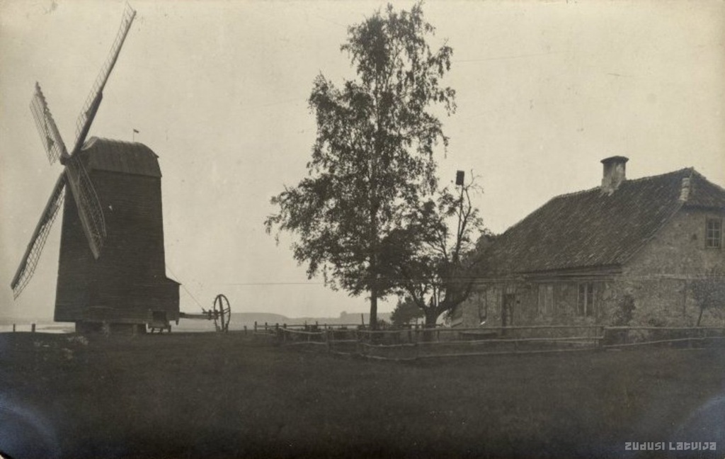 Windmills on Dole Island