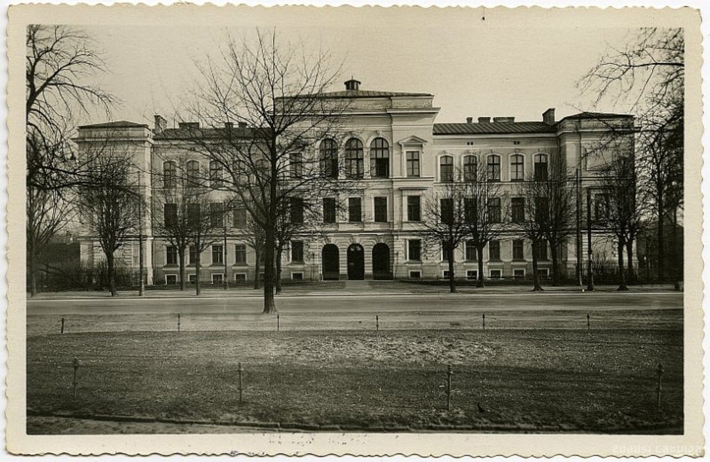 Riga. House in Krišjāņa Valdemāra Street 2