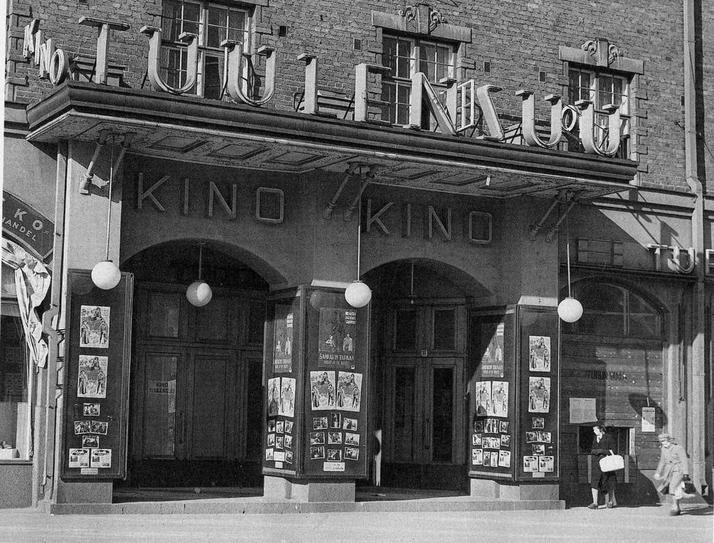 Cinema Tuulensuu (1939-79), Hämeentie 2, Helsinki. Picture from 1943.
