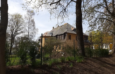 Rīga. Mežaparks. Arhitekta B. Bīlenšteina nams., Arhitekta B.Bīlenšteina nams. Skats no dārza puses. rephoto