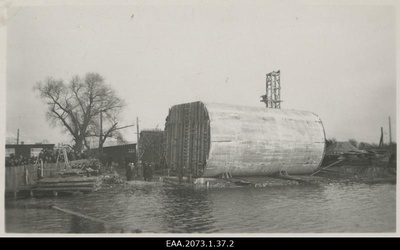 Construction of Pärnu Suursilla, water evasion of the cosson P4 10.11.1936  duplicate photo