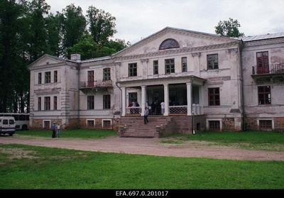 Main building of the Manor of Suure-Kõpu.  similar photo