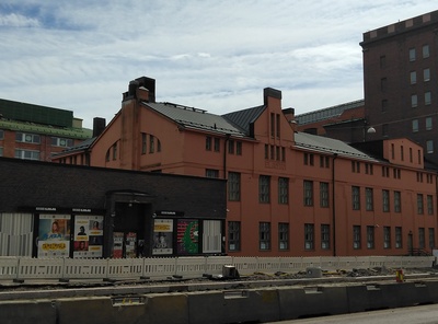 Osuuskunta Elannon talo, Hämeentie 13, kuvattu Helsingin Kaiusta. rephoto