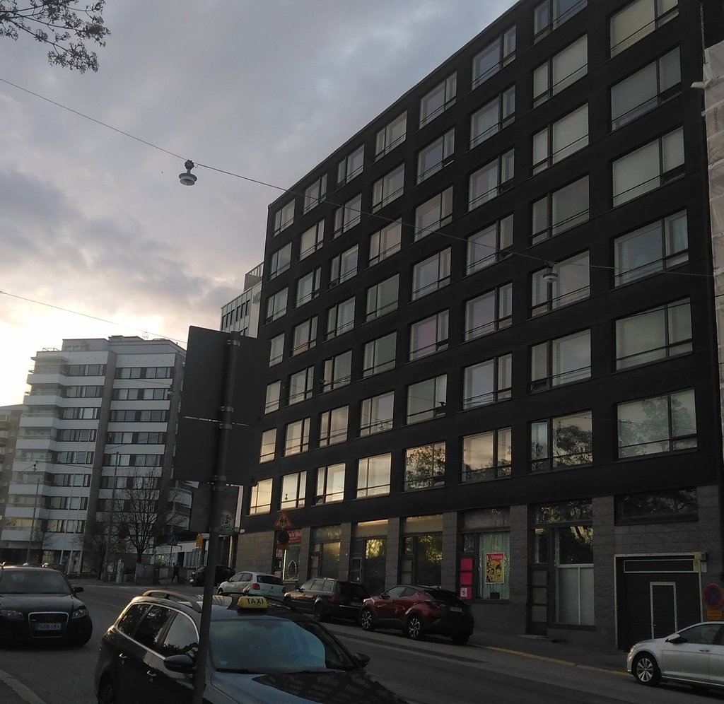 Toinen linja 15, 17, 19, 21. rephoto
