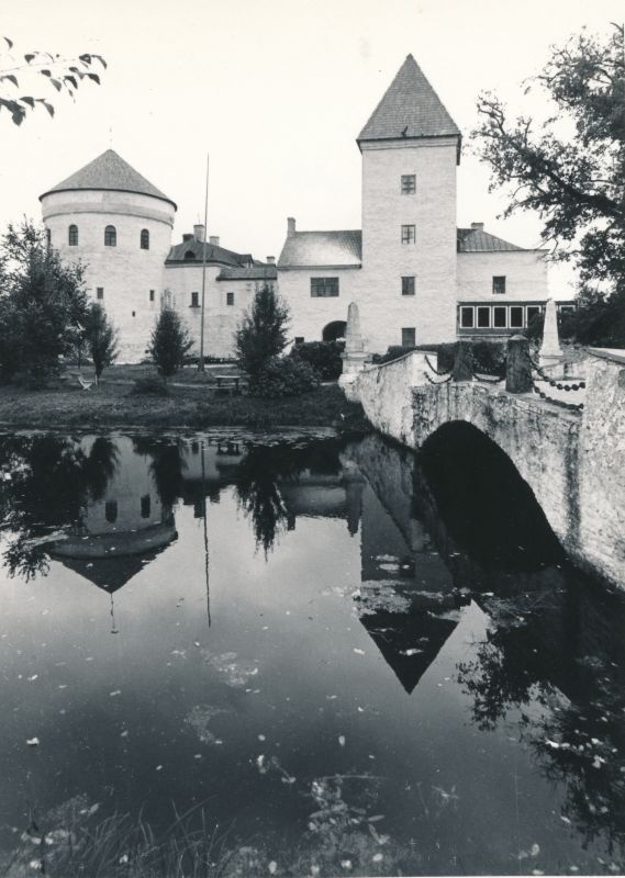 Photo. View of Koluvere Castle 16.09.1972.a.
Photo: Ilmarine Möldri.