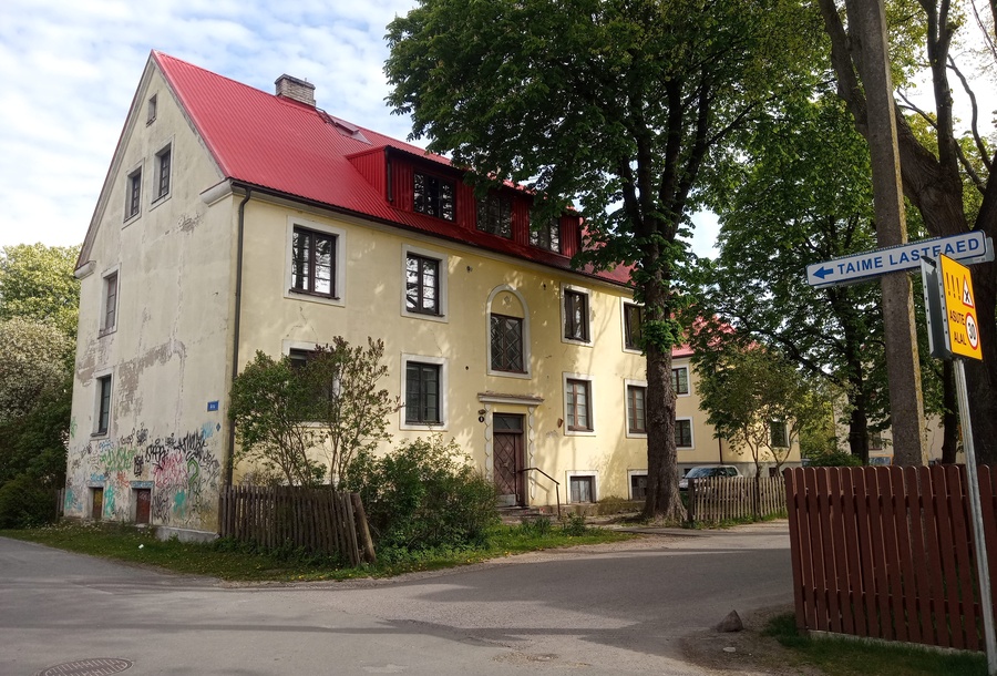 Tallinn, new houses in Pelgulinn near Kolde Street. rephoto