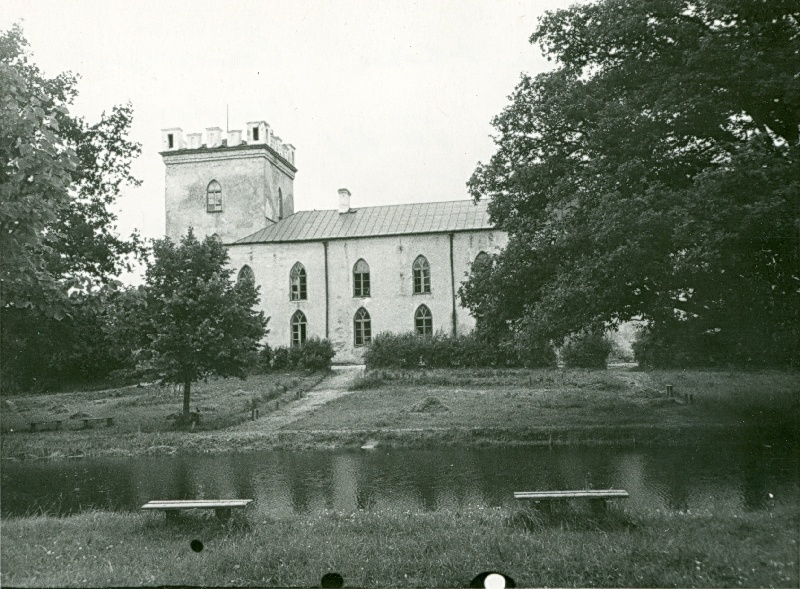 Photo. Koluvere Castle. 18.07.1961. Photographer. R. Kalk.