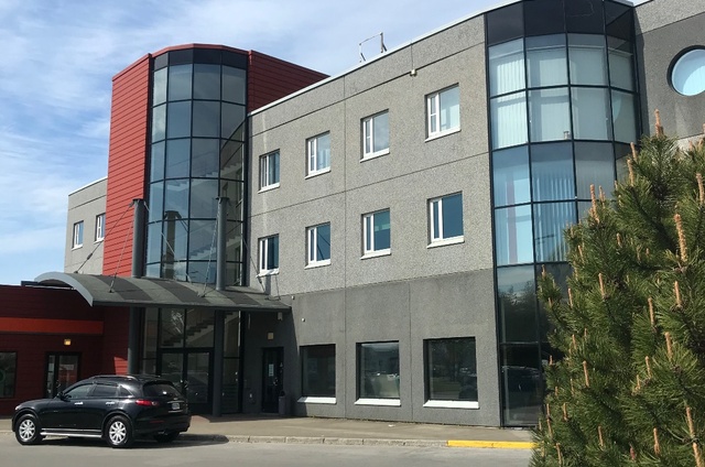 Pood Automaailm Tallinnas Mustamäe teel rephoto
