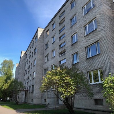 Korterelamu Mustamäel, vaade hoovi poolt. Arhitekt Tiiu Argus rephoto