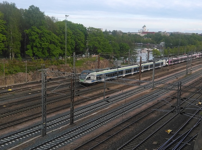Eläintarhan huvila 14. Eläintarhanlahti ja rautatie.. rephoto