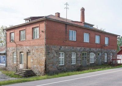 Oiu Joint Milk Service Building in 1930s. rephoto